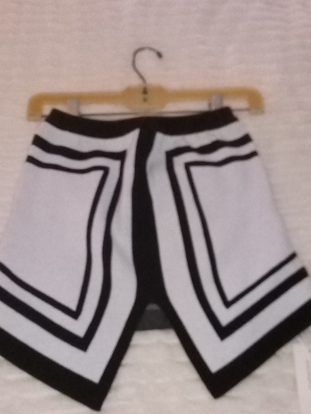 White and Black Geometric Knit Women's Crop Top